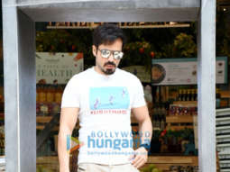 Photos: Emraan Hashmi spotted at Foodhall in Bandra
