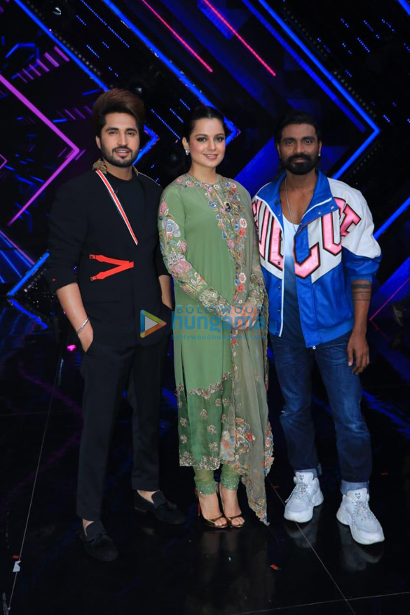photos kangana ranaut and jassie gill promote their film panga on the sets of dance plus 5 3