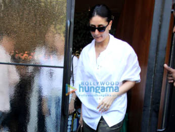 Photos: Kareena Kapoor Khan snapped at Phil Cafe