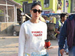 Photos: Kareena Kapoor Khan snapped at Versova jetty