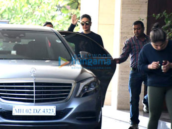 Photos: Kareena Kapoor Khan spotted in Bandra