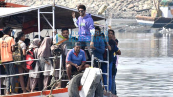 Photos: Kartik Aaryan and Janhvi Kapoor snapped at Versova jetty