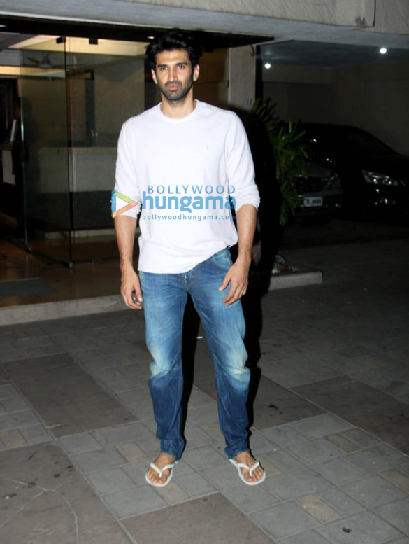 photos malang team attend aditya roy kapurs house party in bandra 7