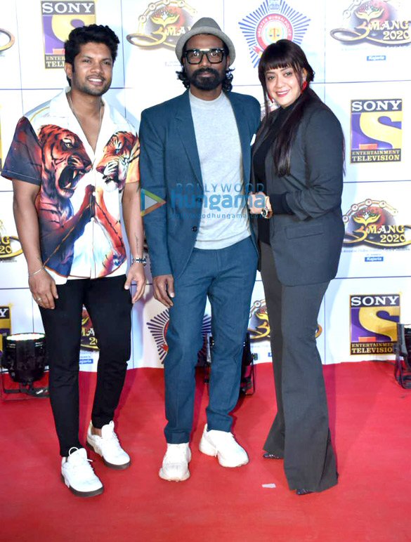 photos sara ali khan and others grace umang 2020 18