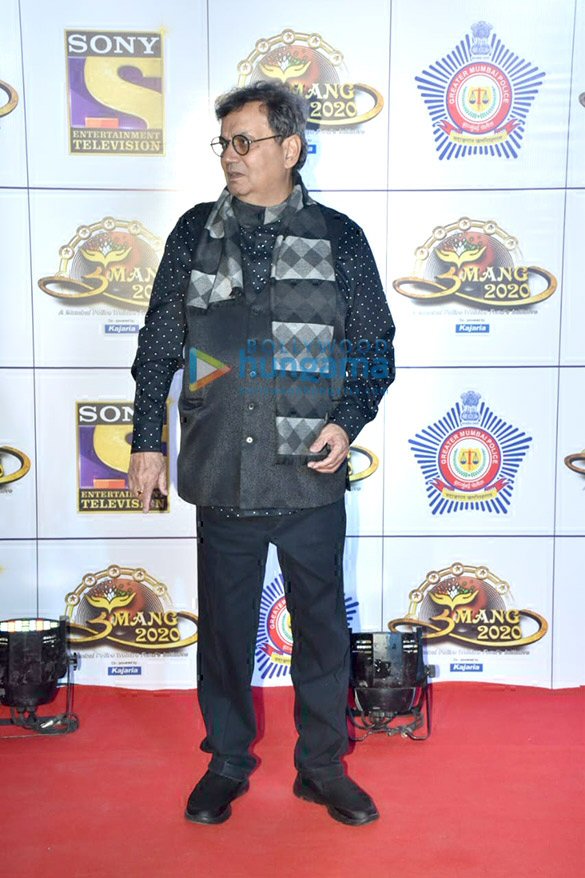 photos sara ali khan and others grace umang 2020 71