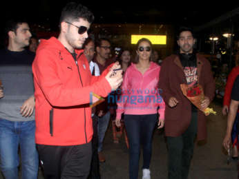 Photos: Shraddha Kapoor and Varun Dhawan snapped at the airport