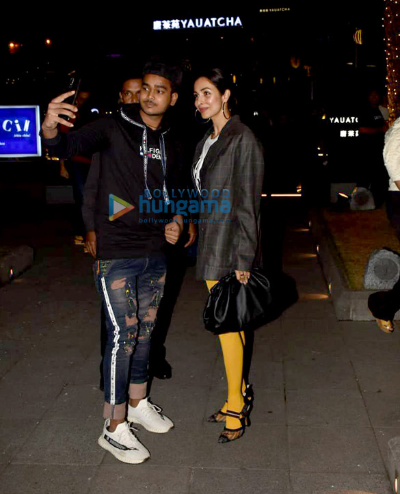 photos suniel shetty malaika arora and others snapped at yauatcha bkc 5