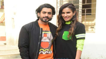 Photos: Sunny Singh Nijjar and Sonnalli Seygall snapped promoting their film Jai Mummy Di