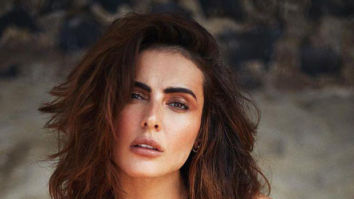 Mandana Karimi poses in a bikini, sets the internet on fire