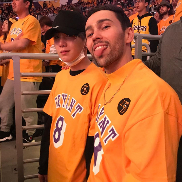 American singer Max Schneider reunites with BTS' rapper Suga at Lakers game as they honour late Kobe Bryant American singer Max Schneider reunites with BTS' rapper Suga at Lakers game as they honour late Kobe Bryant