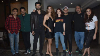 Kunal Kemmu hosts a dinner party for Malang starcast