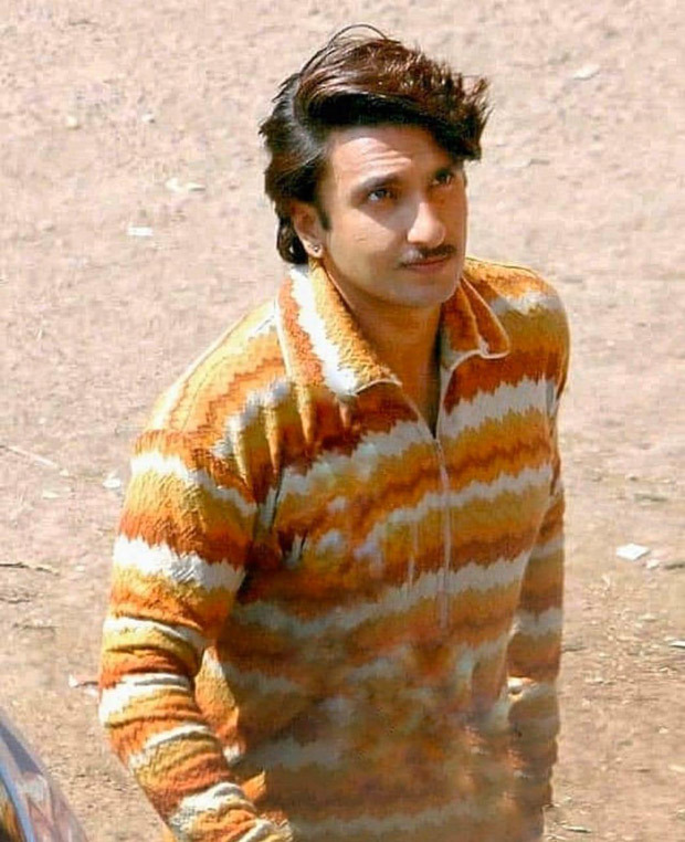 LEAKED PHOTOS: Ranveer Singh as a Gujarati man in Jayeshbhai Jordaar; Boman Irani & Shalini Pandey snapped on the sets LEAKED PHOTOS: Ranveer Singh as a Gujarati man in Jayeshbhai Jordaar; Boman Irani & Shalini Pandey snapped on the sets