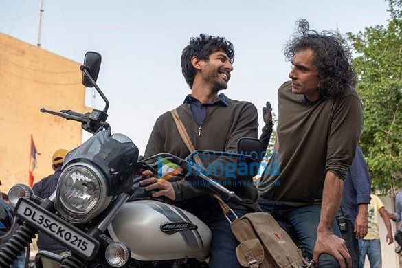 love aaj kal 18
