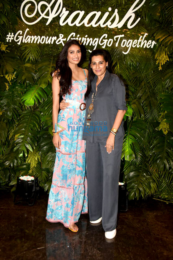 photos athiya shetty snapped at the araish exhibition 4