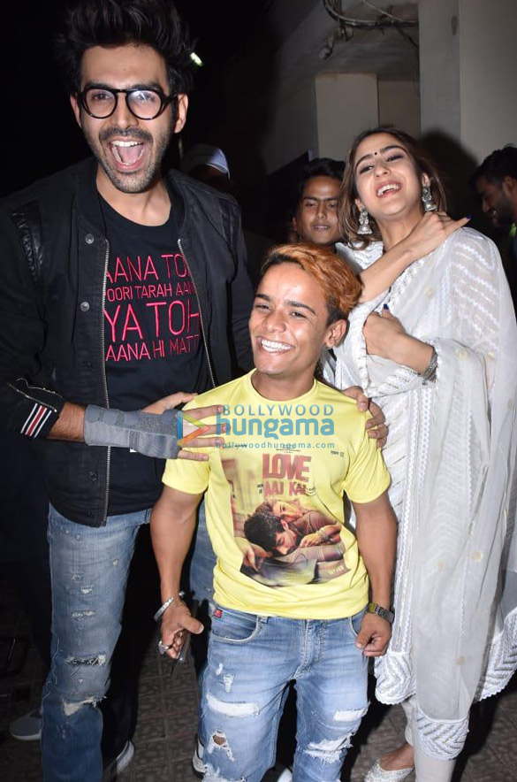 photos celebs attend the special screening of the movie love aaj kal 2 2