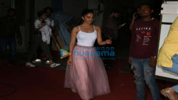 Photos: Kiara Advani snapped at a shoot location