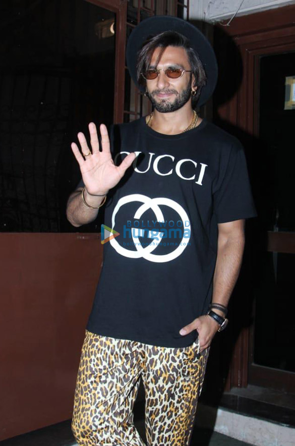 photos ranveer singh spotted at shankar mahadevans dubbing studio in bandra 001