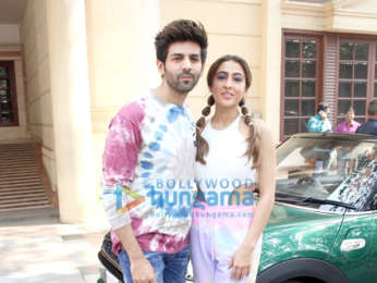 Photos: Sara Ali Khan and Kartik Aaryan snapped at Radio City office in Bandra