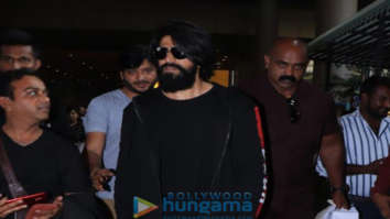 Photos: Superstar Yash spotted at the Mumbai airport