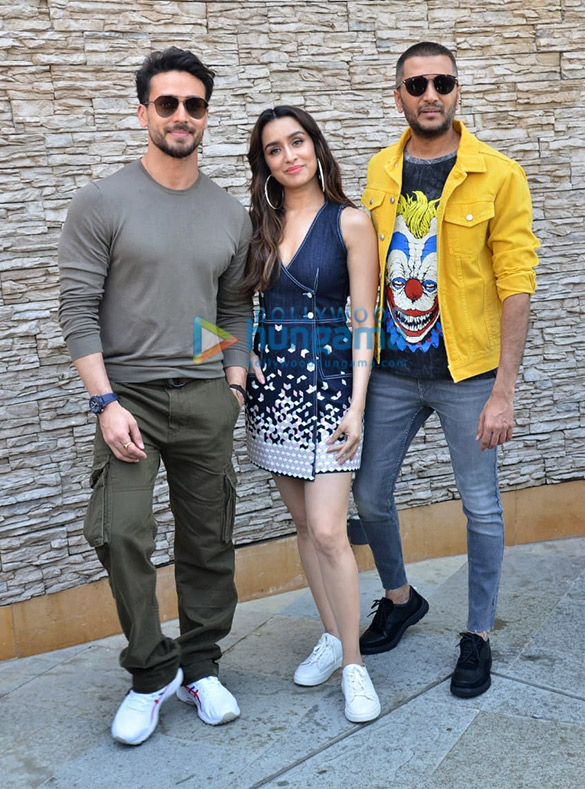 Photos: Tiger Shroff, Shraddha Kapoor and Riteish Deshmukh snapped promoting their film Baaghi 3 at Sun N Sand in Juhu