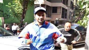 Photos: Varun Dhawan snapped at David Dhawan’s office