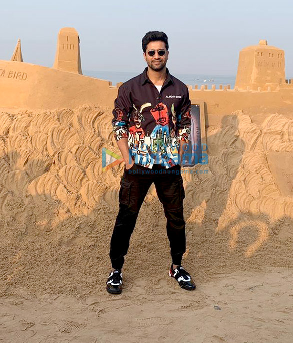 vicky kaushal snapped visitng the ship stationed at juhu beach to promote h