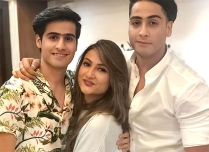 413px x 300px - Urvashi Dholakia says her videos with her son has people call her the Gen X  mom : Bollywood News - Bollywood Hungama