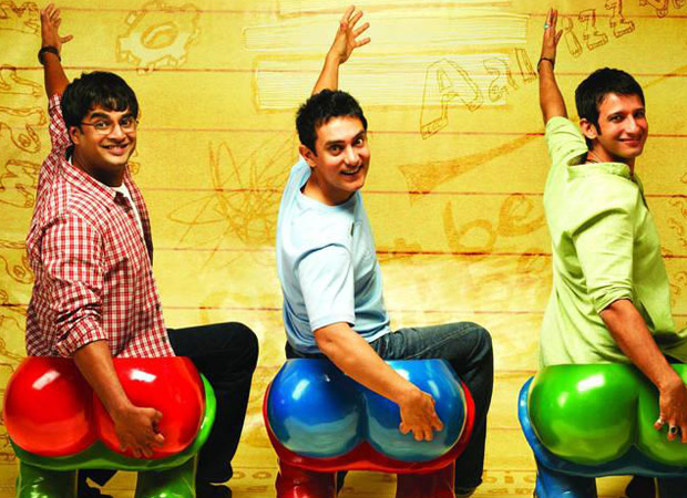 Japan theatre plays 3 Idiots as the last film before shutting down, and has a houseful show!