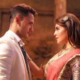 Jacqueline Fernandez and Bigg Boss 13 star Asim Riaz romance each other in these new stills from ‘Mere Angne Mein 2.0’ music video