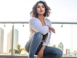 Jennifer Winget gives a 14-step guide to rediscover oneself during social distancing and it is the best thing you will come across