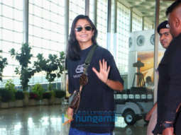 Photos: Anushka Sharma snapped outside the airport