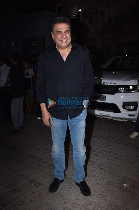 photos celebs grace the special screening of the film angrezi medium 00 7