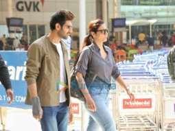 Photos: Kartik Aaryan, Daisy Shah, Parineeti Chopra and others snapped at the airport