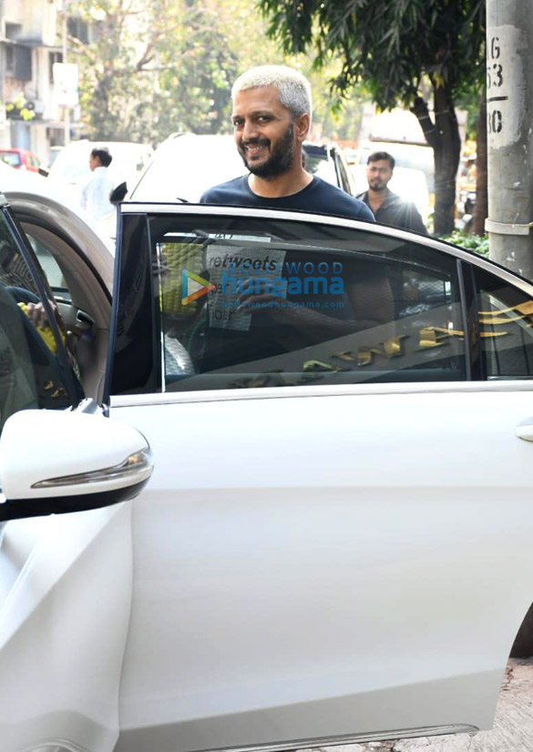 photos riteish deshmukh genelia dsouza mira rajput snapped at the gym 5