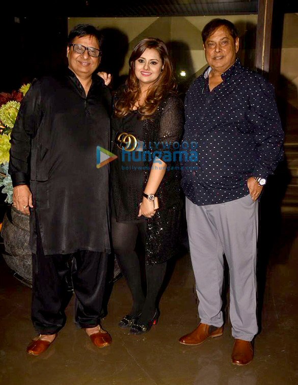 photos stars visit vashu bhagnanis house to celebrate 25 years of pooja entertainment 7