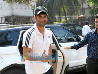 Photos: Sushant Singh Rajput and Rhea Chakraborty spotted at the gym
