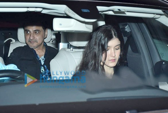 photos tiger shroff shraddha kapoor varun dhawan and others grace the special screening of baaghi 3 at yrf studios 8