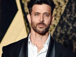 When Hrithik Roshan gave a NAUGHTY reply to a fan for inserting her finger in his wax statue’s pants