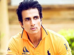 “Do these people have their brains in place?”- Sonu Sood slams people who danced on the road on the Janta Curfew day