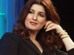 When Twinkle Khanna’s kids played Tic-Tac-Toe on her foot cast!