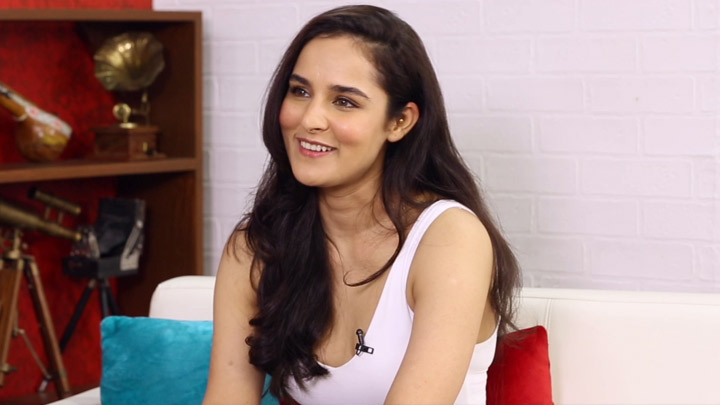 “I LOVE Shah Rukh Khan, who doesn’t?”: Angira’s EPIC Rapid Fire | ‘Akshay Kumar – HANDSOME’ | Ranbir “I LOVE Shah Rukh Khan, who doesn’t?”: Angira’s EPIC Rapid Fire | ‘Akshay Kumar – HANDSOME’ | Ranbir