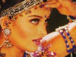 Aishwarya Rai Bachchan’s song shoot from unreleased 1997 film Radheshyam Sitaram goes viral on the internet