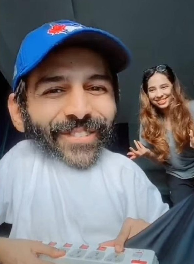 Kartik Aaryan recreates Hrithik Roshan's Koi Mil Gaya scene on TikTok and it will leave you in splits
