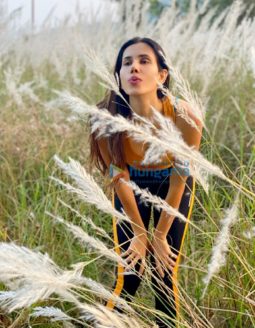 Celeb Photos Of Sonnalli Seygall