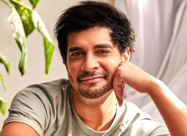 Tahir Raj Bhasin says that he looked to Ranveer Singh as Kapil Dev during the shoot of ‘83