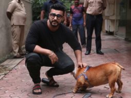 Arjun Kapoor urges his fans to not abandon their pets amid Coronavirus fear