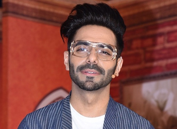 Aparshakti Khurana dances on 'High Heels' while wearing his wife's heels on Arjun Kapoor's demand Aparshakti Khurana dances on 'High Heels' while wearing his wife's heels on Arjun Kapoor's demand