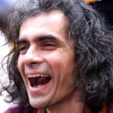 Imtiaz Ali takes the ‘Oh Na Na Na’ challenge with his daughter and nails it!
