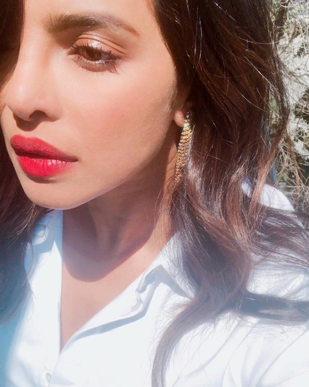 Priyanka Chopra looks glamourous in her latest sunkissed selfie, says she feels adventurous