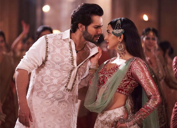 Varun Dhawan shares a dance video with Kiara Advani, claims she hit him on his nose purposely Varun Dhawan shares a dance video with Kiara Advani, claims she hit him on his nose purposely